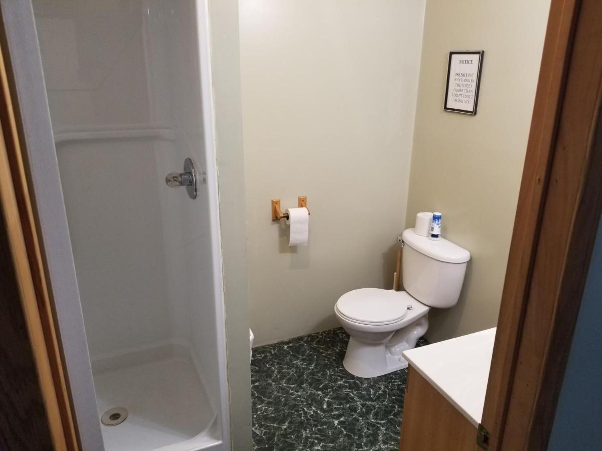 Madawaska All Star Resort מראה חיצוני תמונה