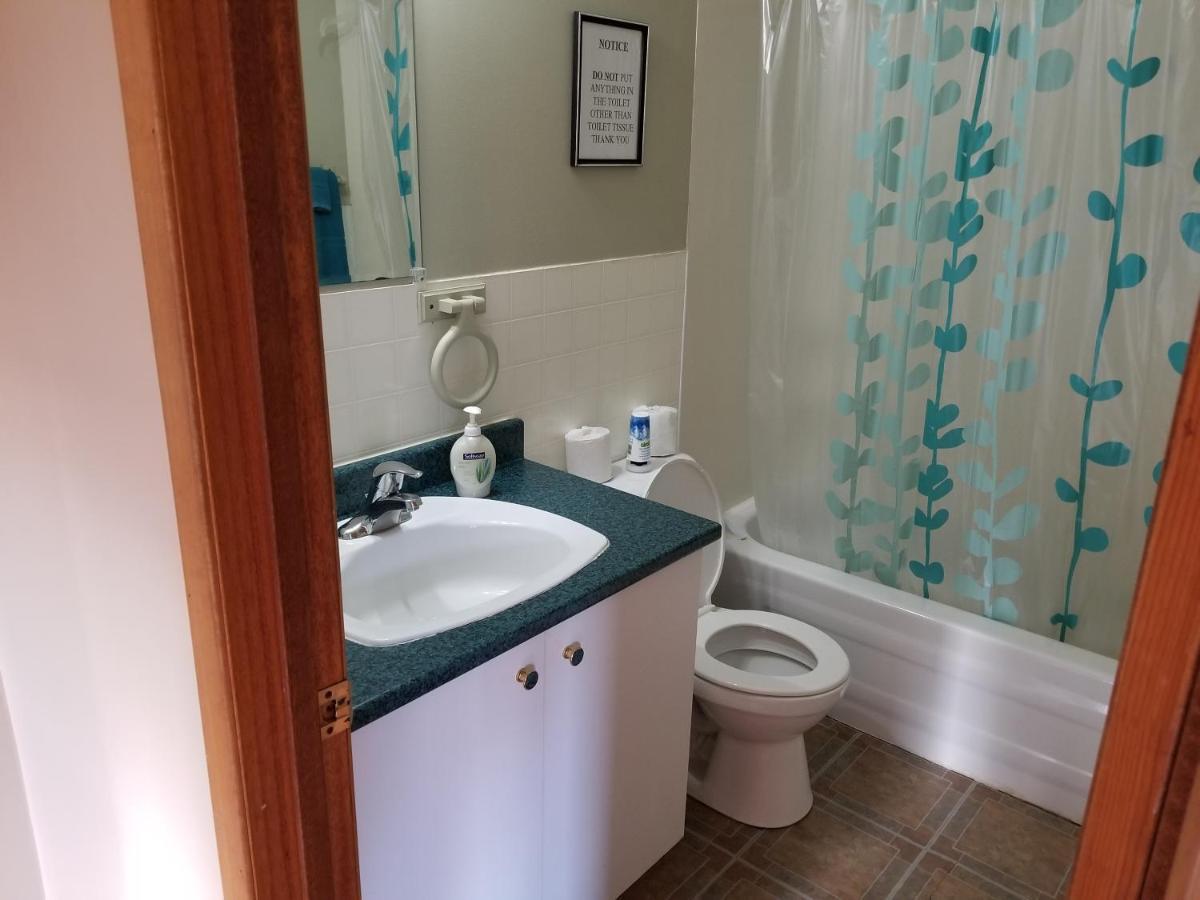 Madawaska All Star Resort מראה חיצוני תמונה